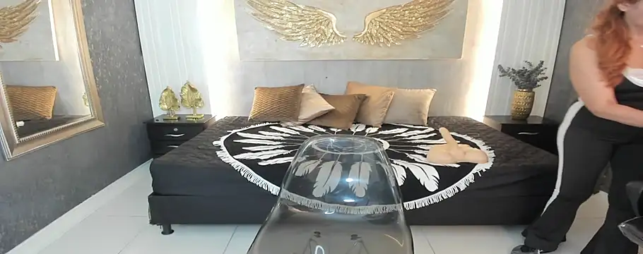 cintiagreyx online show from 8, 1, 2026