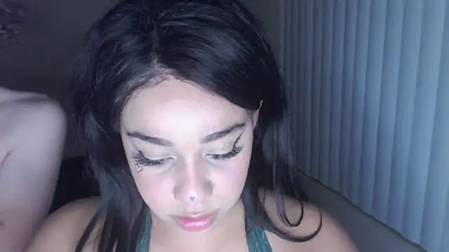 alexiajames99 online show from 27, 2, 2025