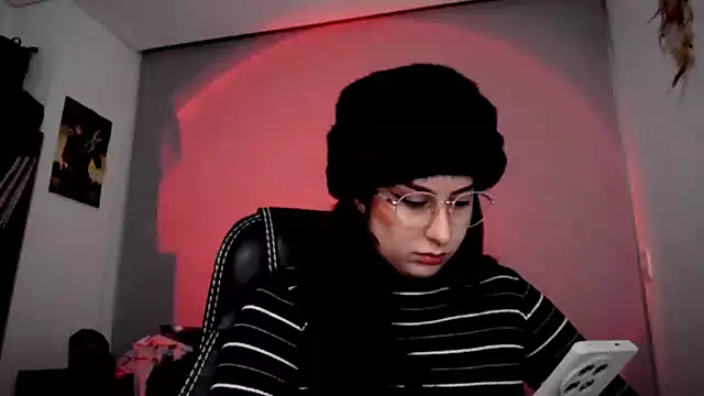 Scarlett Sen online show from 25, 10, 2025