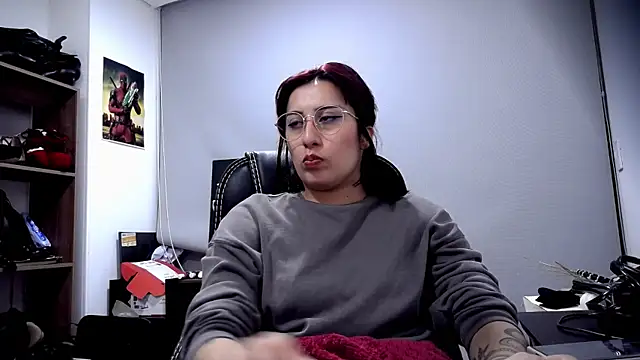 Snapshot of Scarlett_Sen chatting on 28, 4, 2026 Scarlett Sen online show from 28, 4, 2026