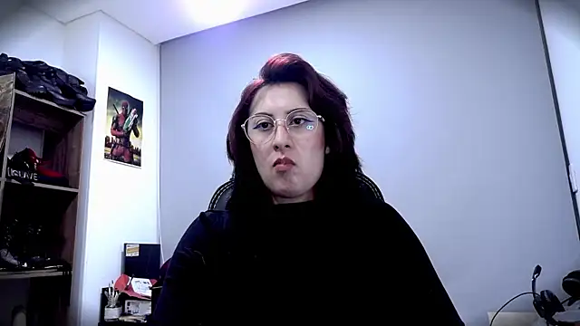 Snapshot of Scarlett_Sen chatting on 14, 5, 2026 Scarlett Sen online show from 14, 5, 2026