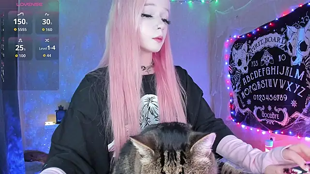 Misty Shadow online show from 26, 10, 2025