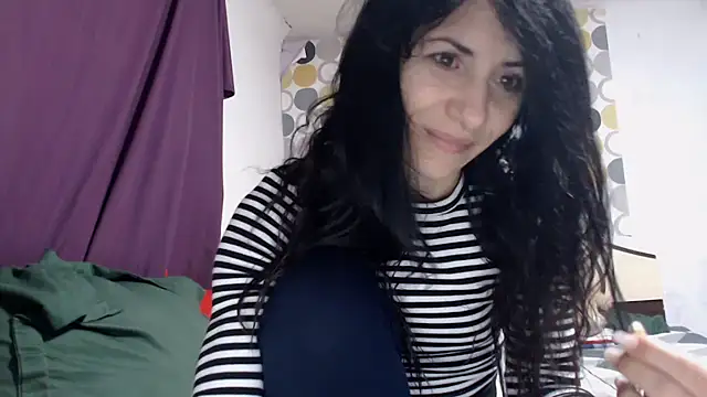 Snapshot of sexyevalove chatting on 15, 11, 2025 sexyevalove online show from 15, 11, 2025