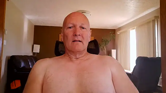 Snapshot of BasicAnt chatting on 22, 6, 2026 BasicAnt online show from 22, 6, 2026