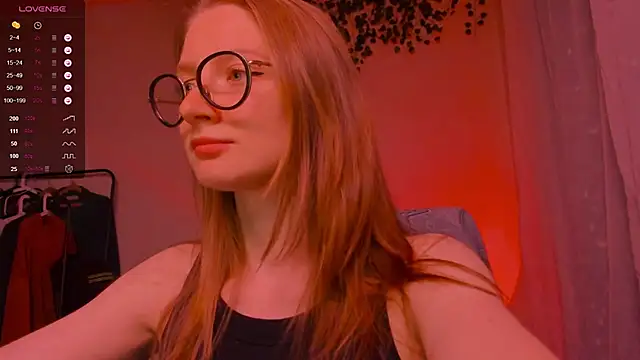 mollytuck online show from 17, 10, 2025