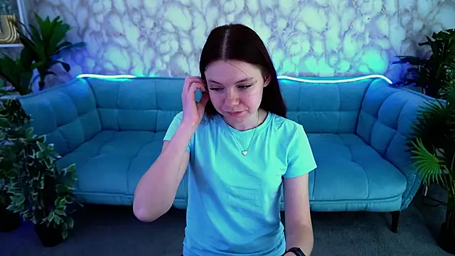 Snapshot of MaRich_Ka chatting on 24, 11, 2025 MaRich Ka online show from 24, 11, 2025