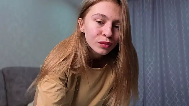 LovelyKatea online show from 2, 11, 2025