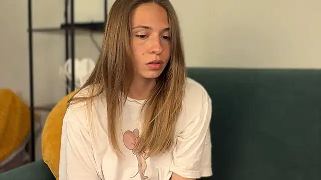 LovelyKatea online show from 1, 8, 2026