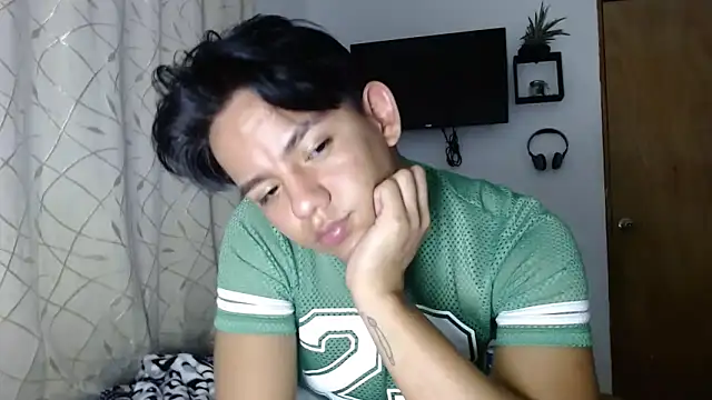 Apolo  lommelli online show from 12, 3, 2025