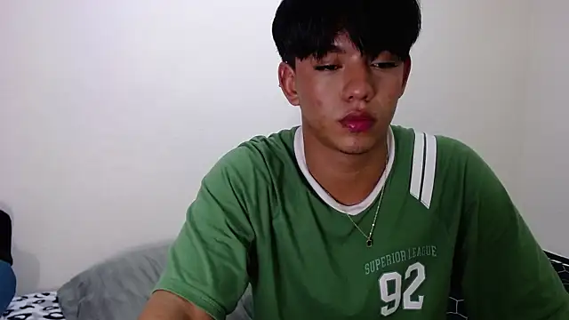 Apolo  lommelli online show from 10, 1, 2026