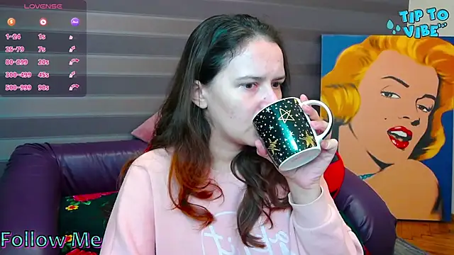 iris nikhols online show from 4, 10, 2025