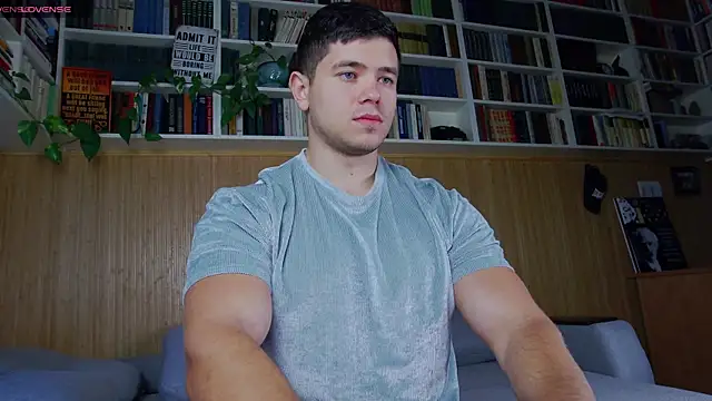 Snapshot of Arilas_ chatting on 28, 9, 2025 Arilas online show from 28, 9, 2025