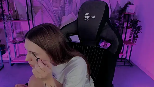 JennyDens online show from 28, 2, 2025