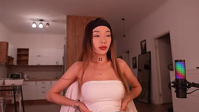 Snapshot of sharlin_13 chatting on 12, 9, 2025 sharlin 13 online show from 12, 9, 2025