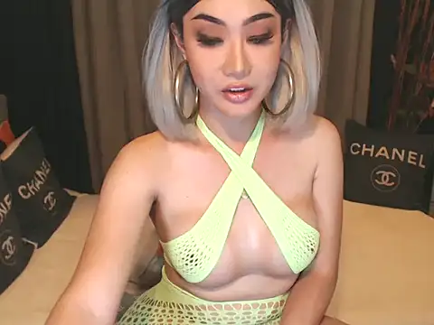 JustForCassie online show from 12, 10, 2025