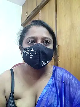 sexynayan23 online show from 17, 6, 2026