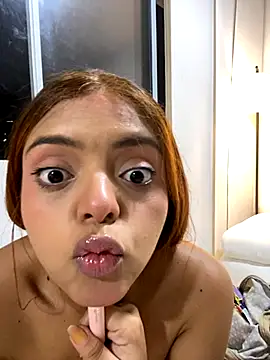 ValienteGirl  online show from 10, 11, 2025