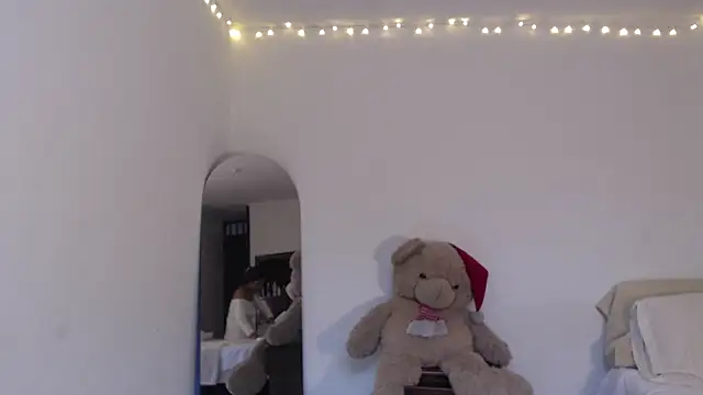 ValienteGirl  online show from 1, 3, 2026