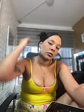 Little Amber6 online show from 25, 2, 2025