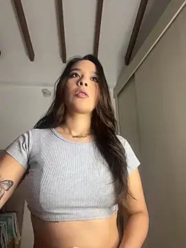 Little Amber6 online show from 24, 10, 2025