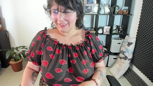 aika-dreams online show from 2, 2, 2025