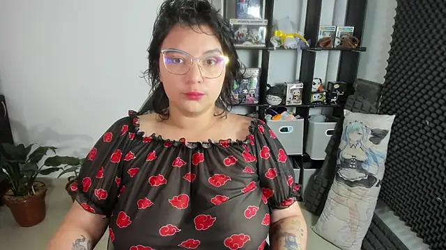 aika-dreams online show from 28, 2, 2025