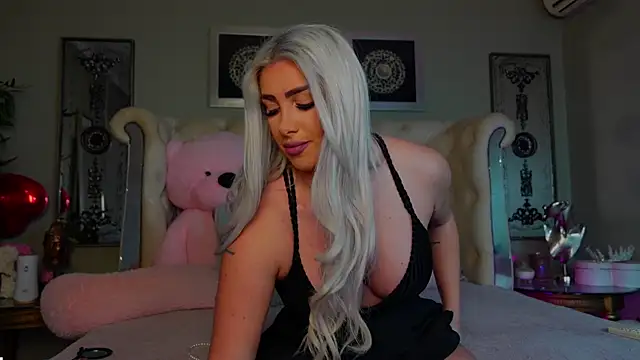 Squirt Tanya online show from 15, 2, 2025