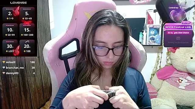 Maggie Fox3 online show from 23, 3, 2025