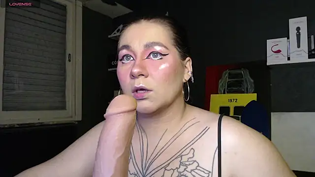 Snapshot of Enotika chatting on 17, 9, 2025 Enotika online show from 17, 9, 2025