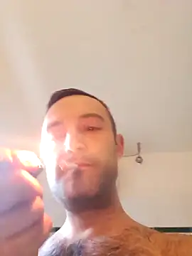 Snapshot of enricso chatting on 30, 10, 2025 enricso online show from 30, 10, 2025