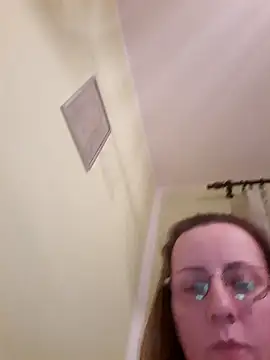 Goodass7 online show from 1, 2, 2025