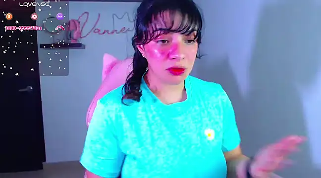 Snapshot of Vannessa__Shy chatting on 25, 2, 2025 Vannessa  Shy online show from 25, 2, 2025