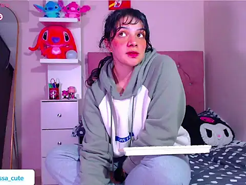 Snapshot of Vannessa__Shy chatting on 28, 11, 2025 Vannessa Shy online show from 28, 11, 2025