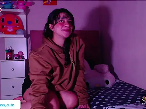 Snapshot of Vannessa__Shy chatting on 1, 12, 2025 Vannessa Shy online show from 1, 12, 2025