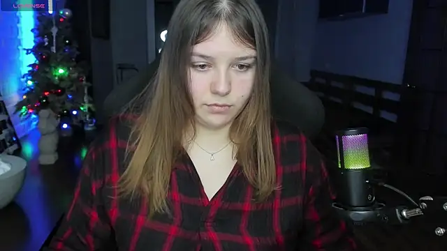 Snapshot of XNirvanaX chatting on 5, 1, 2025 XNirvanaX online show from 5, 1, 2025