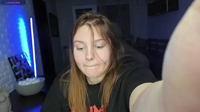 Snapshot of XNirvanaX chatting on 26, 2, 2025 XNirvanaX online show from 26, 2, 2025