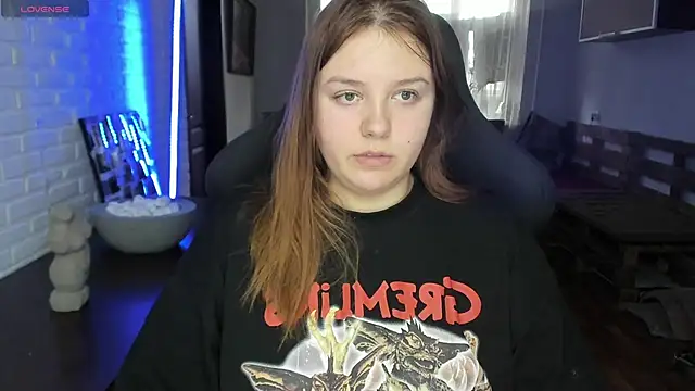 Snapshot of XNirvanaX chatting on 2, 3, 2025 XNirvanaX online show from 2, 3, 2025