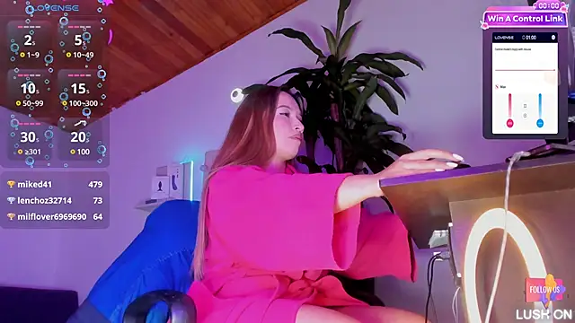 Snapshot of _asscutebig_ chatting on 12, 1, 2025 asscutebig online show from 12, 1, 2025