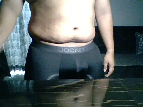 Snapshot of Wildguycums chatting on 1, 11, 2025 Wildguycums online show from 1, 11, 2025