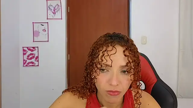 SexyLeilaa online show from 15, 1, 2026