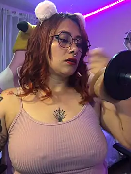 Luna Paris  online show from 10, 1, 2025