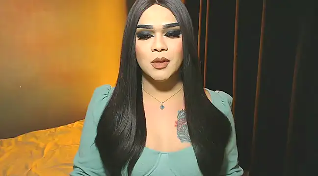 Snapshot of VictoriaEliz chatting on 27, 12, 2024 VictoriaEliz online show from 27, 12, 2024