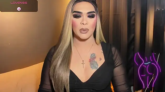 Snapshot of VictoriaEliz chatting on 1, 11, 2025 VictoriaEliz online show from 1, 11, 2025