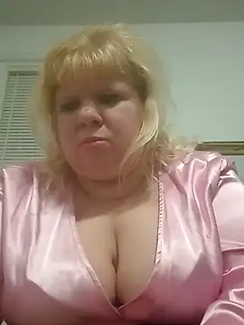 Snapshot of JemJensen30 chatting on 4, 6, 2026 JemJensen30 online show from 4, 6, 2026