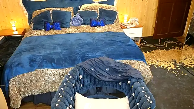 VanessaDoyle online show from 12, 2, 2025