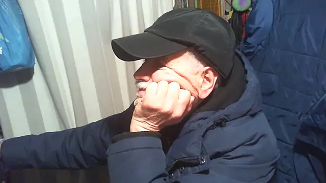 nonnomaturobisex online show from 31, 3, 2026