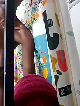 oliviaprettypussy online show from 13, 1, 2025