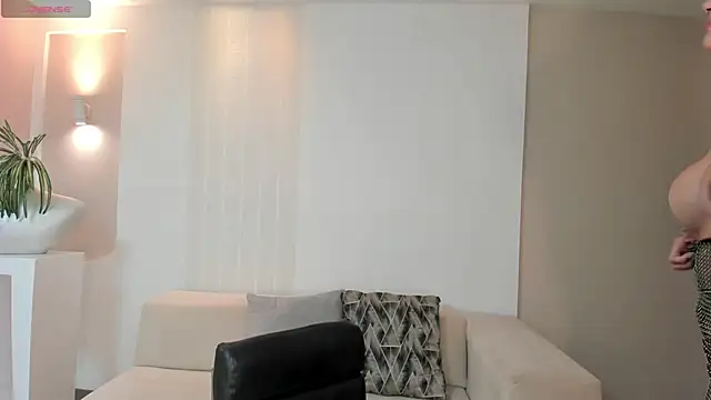 Snapshot of LexieWayne chatting on 15, 2, 2025 LexieWayne online show from 15, 2, 2025