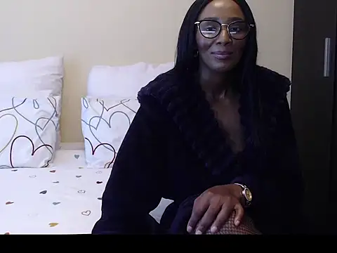 Snapshot of yummycherryxx chatting on 19, 9, 2025 yummycherryxx online show from 19, 9, 2025