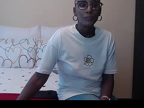 Snapshot of yummycherryxx chatting on 3, 10, 2025 yummycherryxx online show from 3, 10, 2025